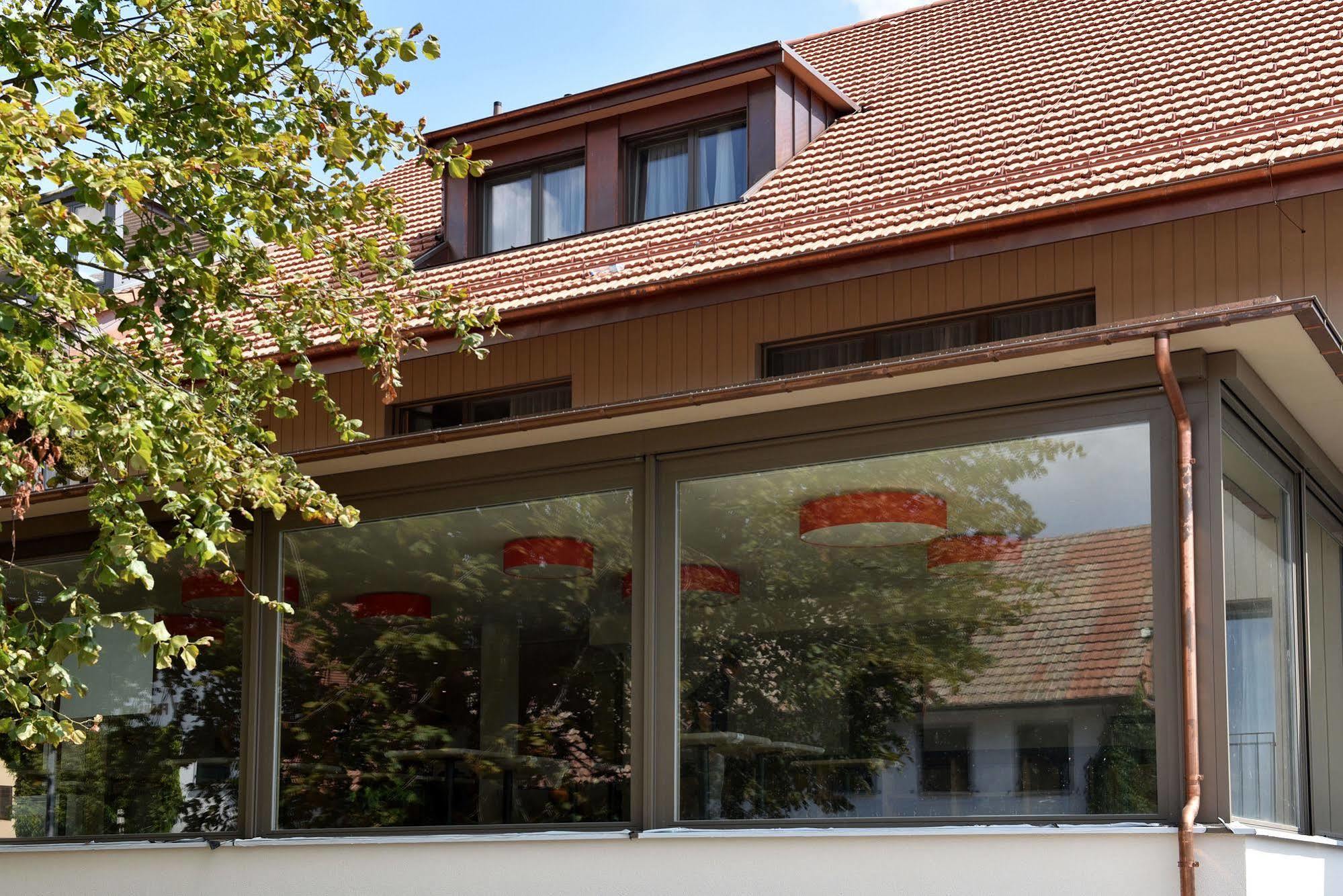 Landgasthof Kreuz - Der Zwischenstopp Mit Herz Auf Dem Weg In Den Suede Kappel bei Olten Exterior photo